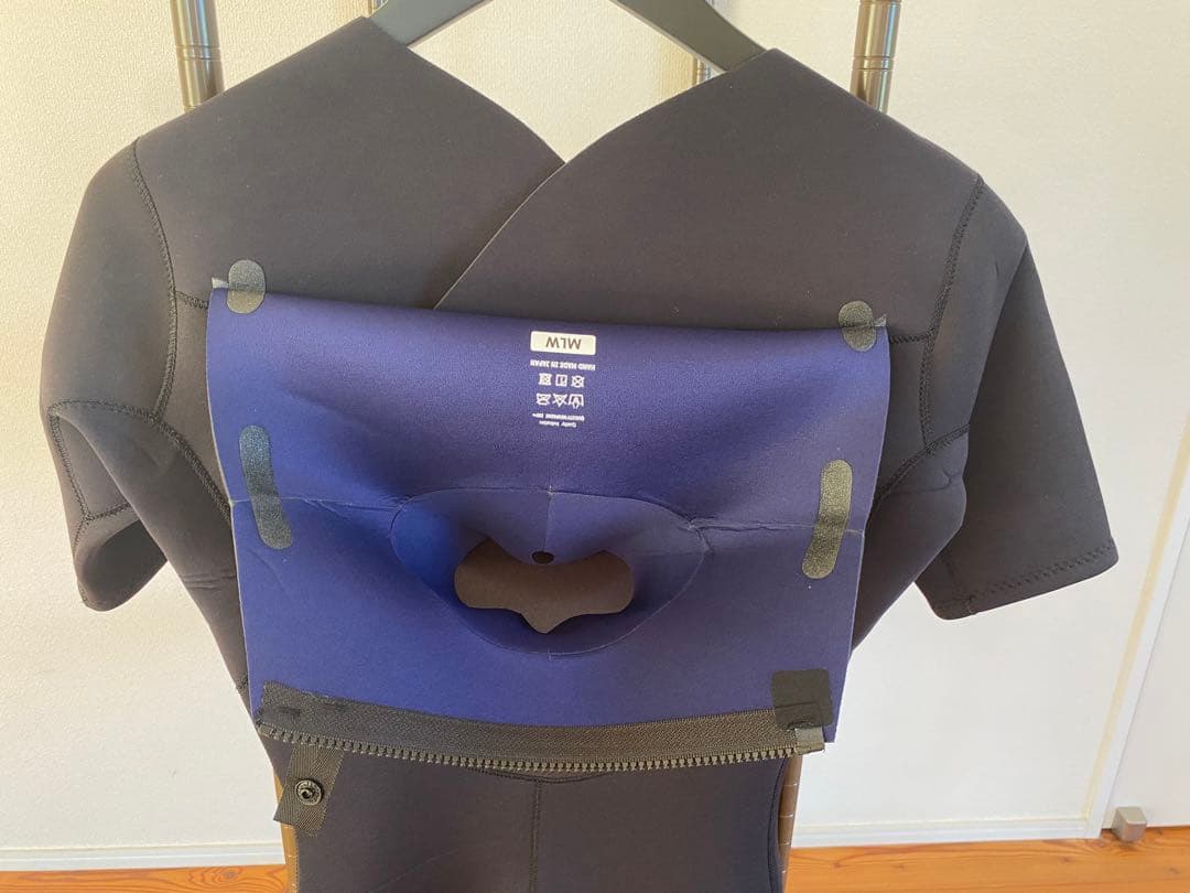 新品　未使用　TAVARUA タバルア ウェットスーツ