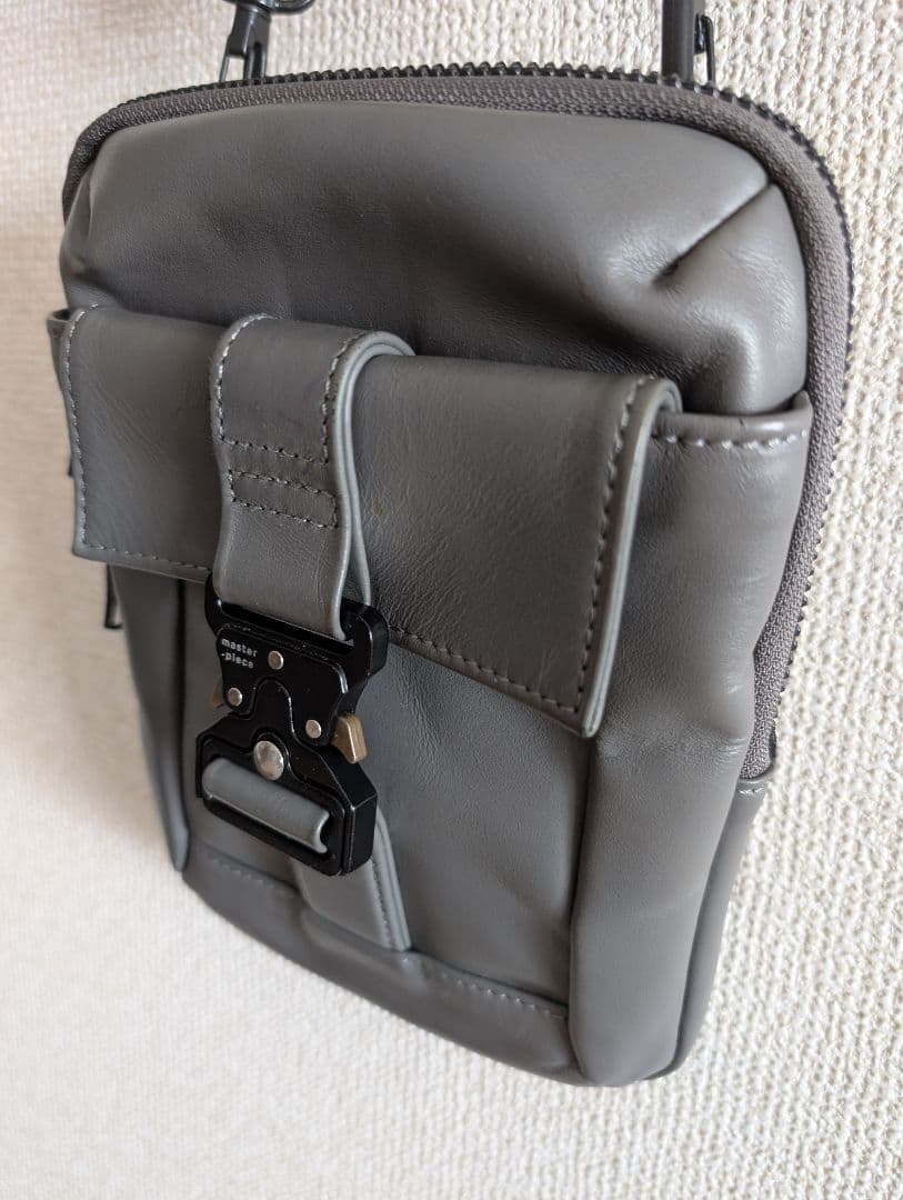 master-piece (コンフィ) ショルダーバッグ グレー