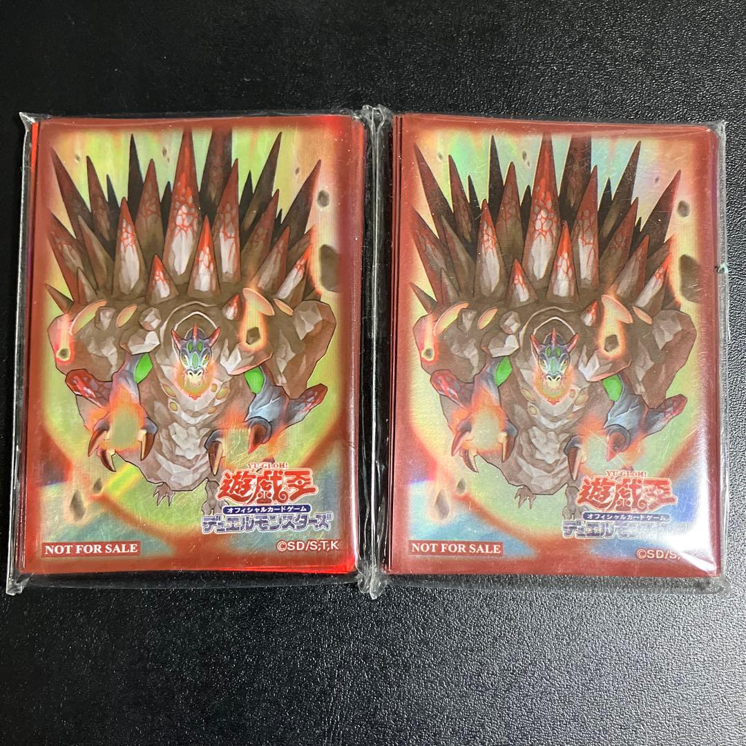 狂*ル様 遊戯王　ジュラック・メテオ　公式　スリーブ　30枚入り2個　60枚