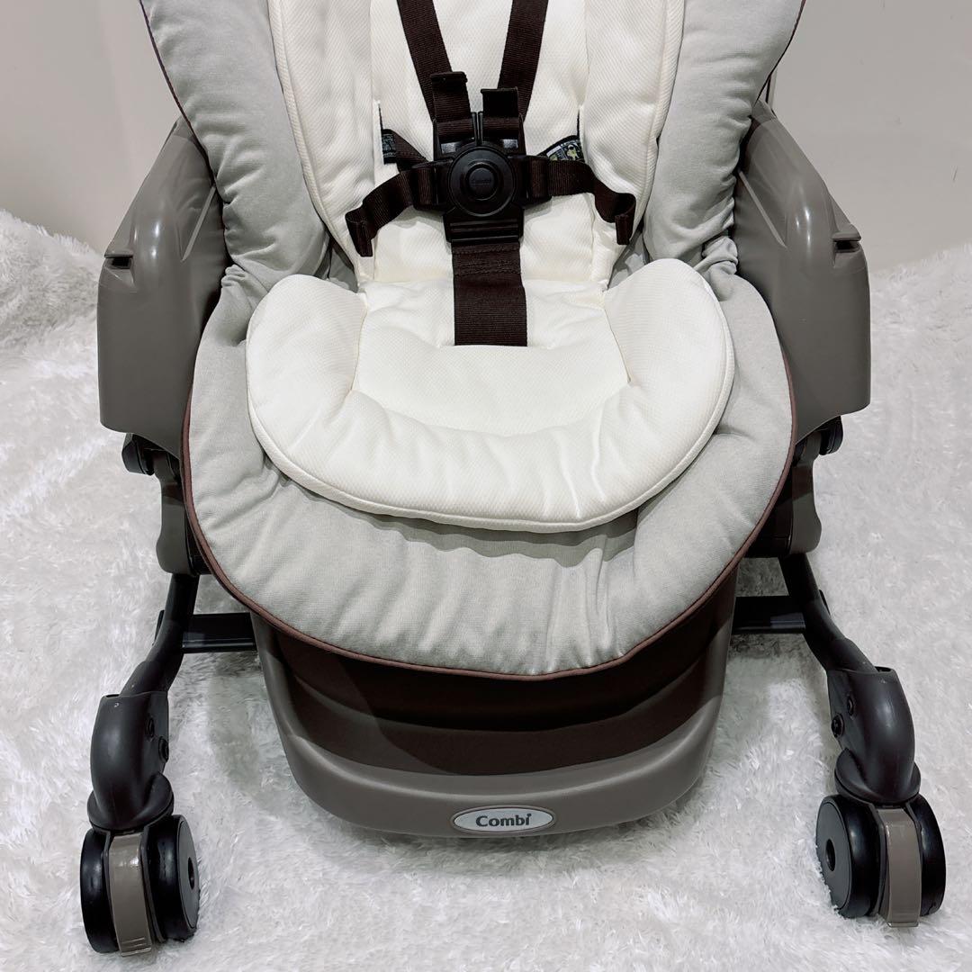 【未使用級】Combi コンビ ネムリラ オートスウィング バースデイ限定モデル