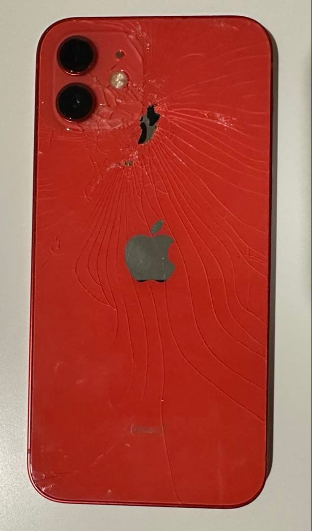 R*e様 iPhone12スマートフォン 本体 ひび割れあり