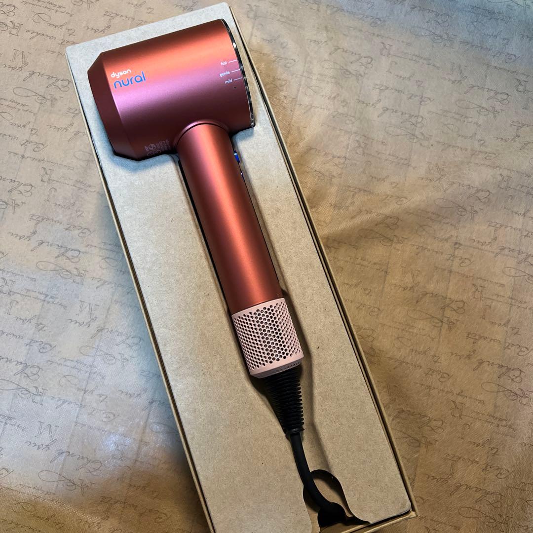 ダイソン ヘアドライヤー Dyson SupersonicNural Shine