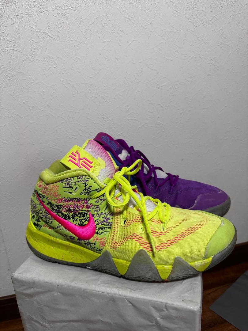NIKE Kyrie4 Confetti スニーカー27.5cm