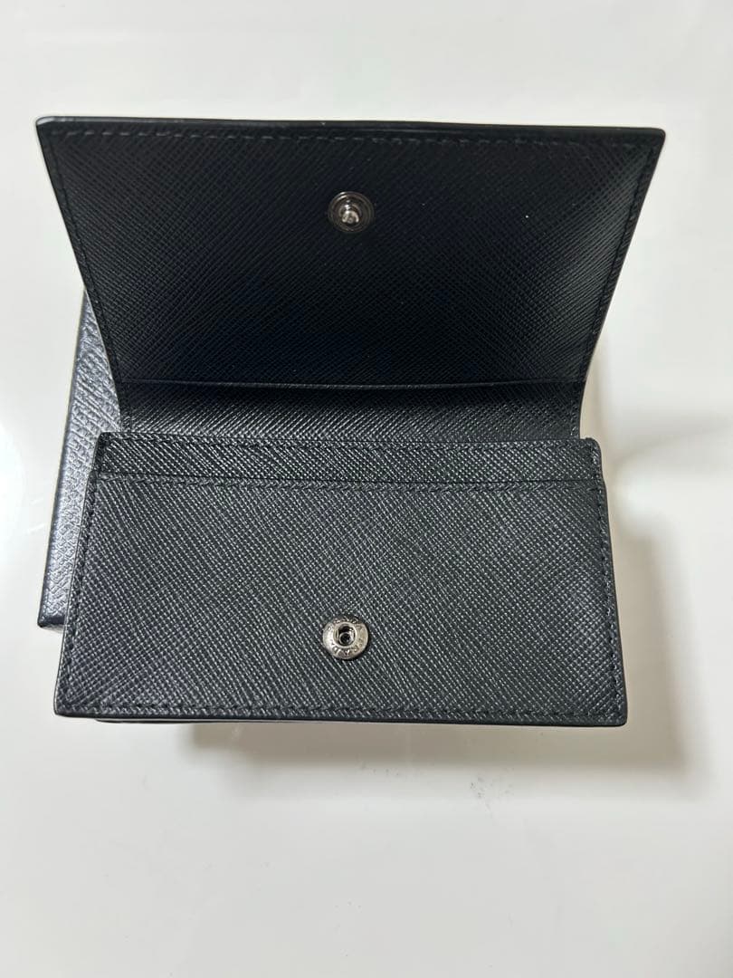 【美品】PRADAプラダ　サフィアーノ　ビジネスカード　名刺入れ