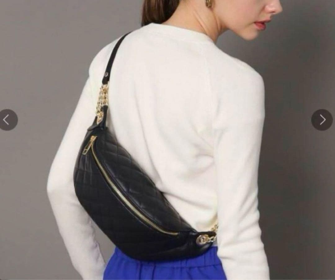 新品 AULENTI キルティングボディバッグ