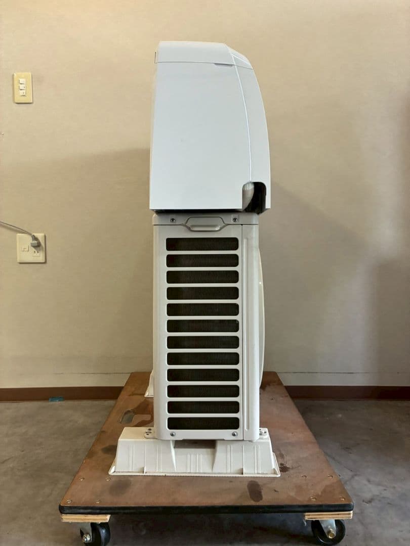 ◯2097 東芝【RAS-J221RBK】2022年製 6畳 エアコン 中古