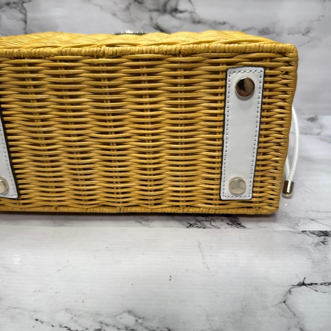 (極美品)大人気、ケイトスペード、カゴバッグ、2wayタイプ、人気色、高級感有