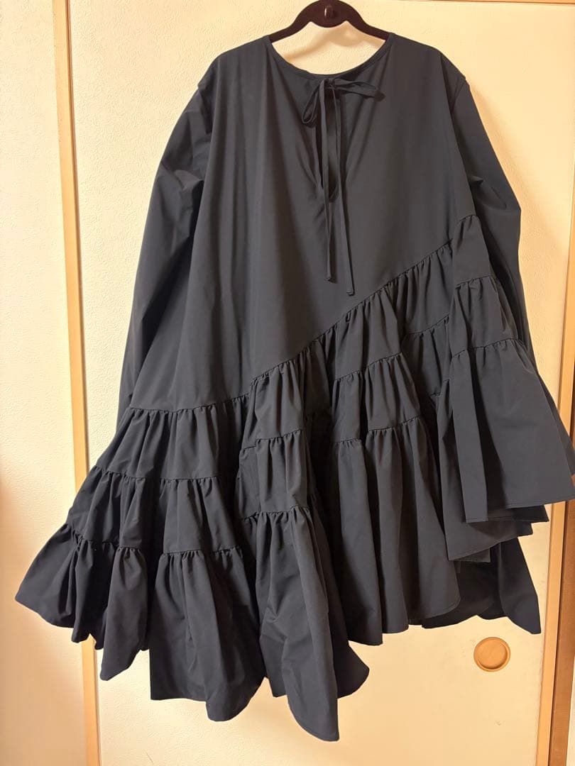 【mopooh】ロージーモンスター　オペラティアードワンピ　黒　Sサイズ