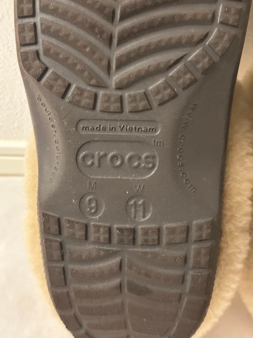 【よっ】crocs classic mammoth luxe clog