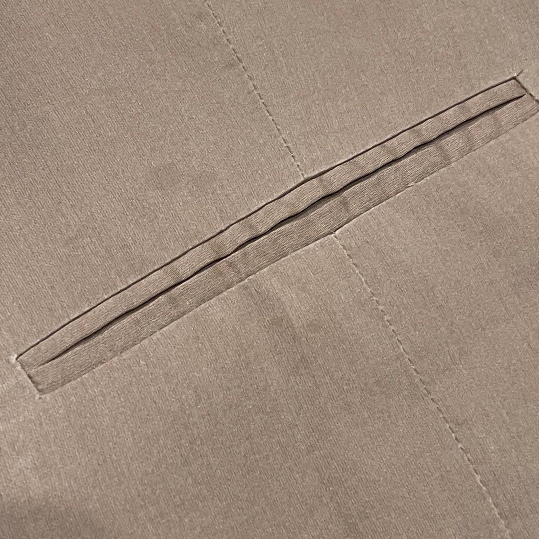 GIORGIO ARMANIジョルジュアルマーニ　ベージュ、ベスト