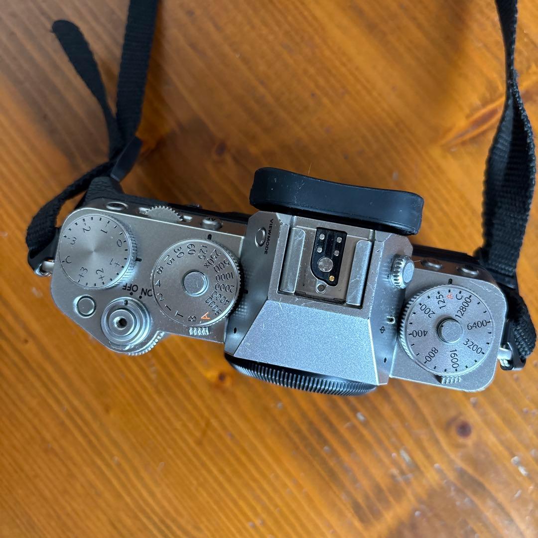 Fujifilm X-T5 充電アダプター付