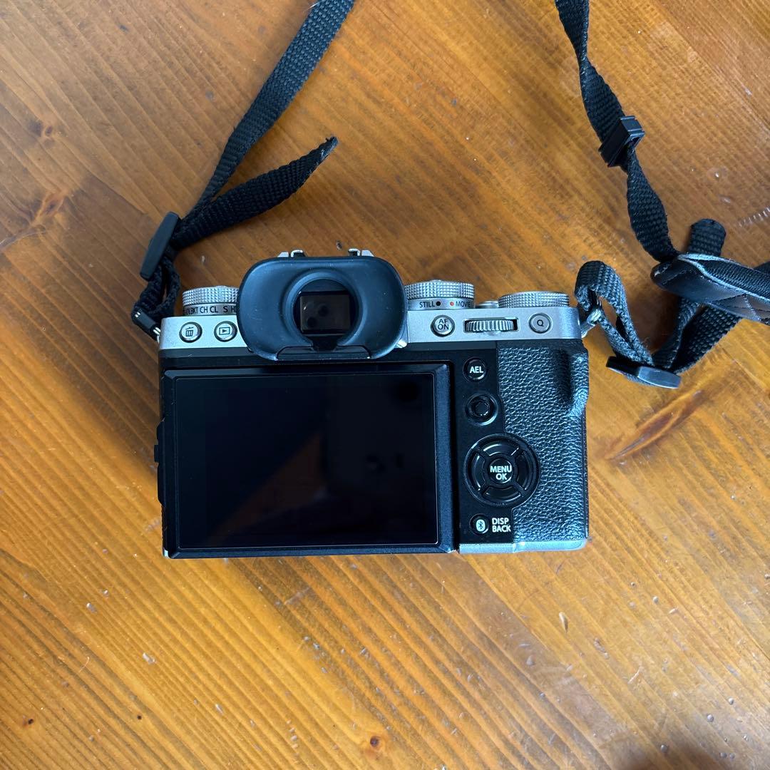 Fujifilm X-T5 充電アダプター付