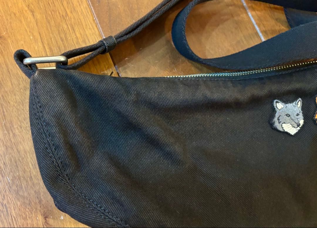 MAISON KITSUNE ダブル ボールド フォックスヘッド バム バッグ