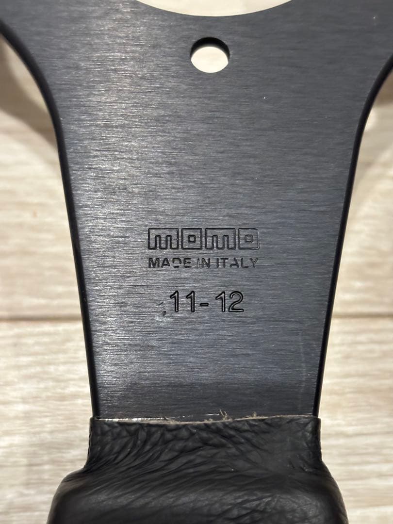 3スポークレザーステアリングホイール