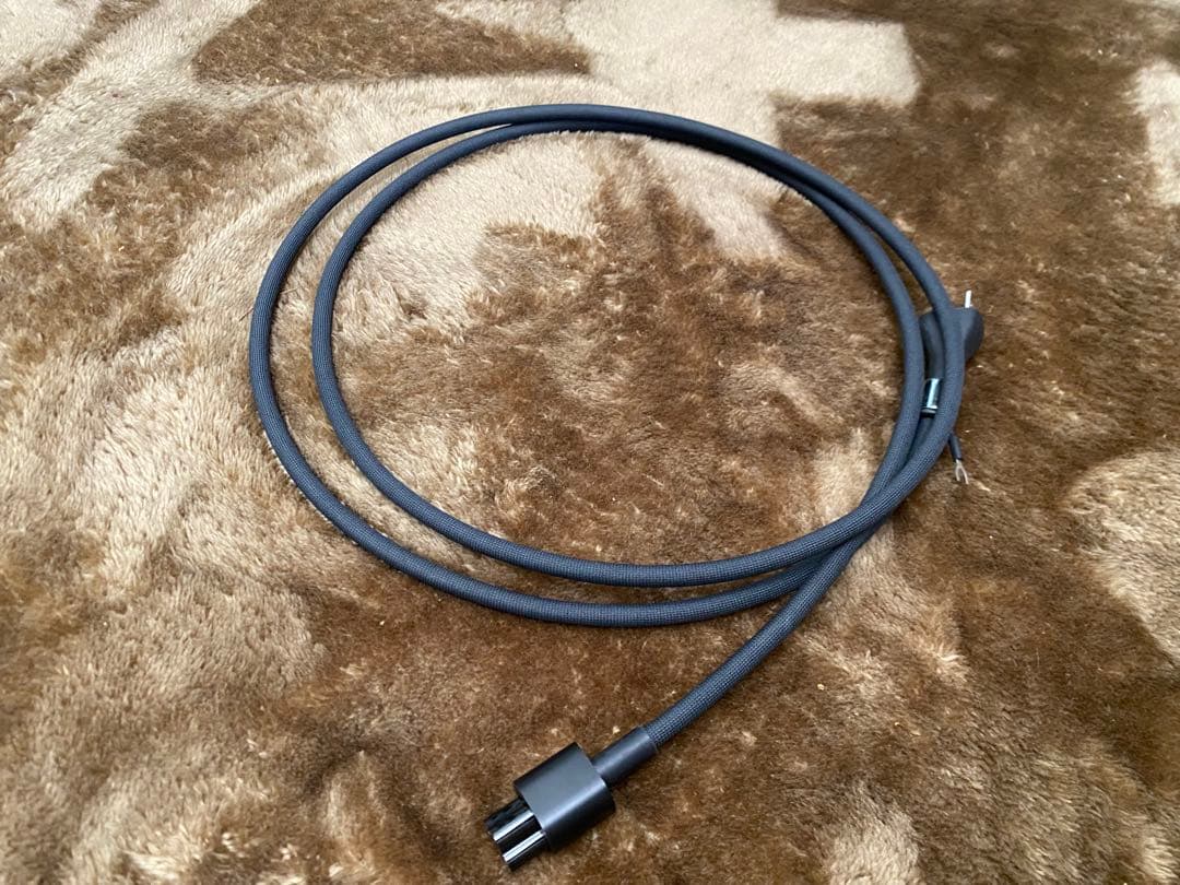 Apple Mac Studio m1 ultra本体 + 電源ケーブル