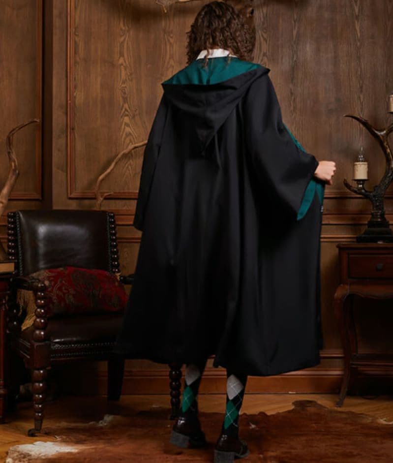 公式　ハリー・ポッター× 梗豆 KYOUKO 刺繍　ローブ　スリザリン