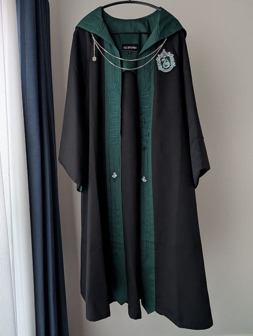 公式　ハリー・ポッター× 梗豆 KYOUKO 刺繍　ローブ　スリザリン