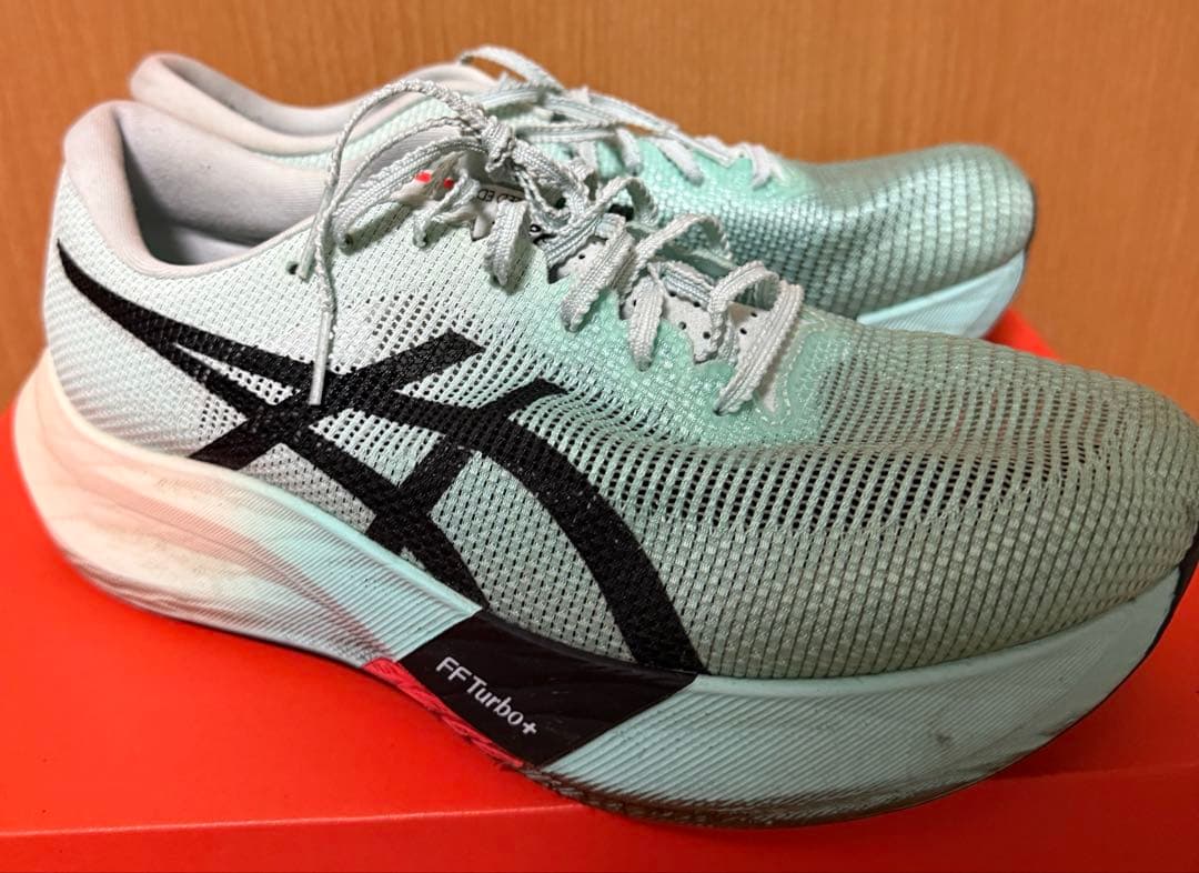 asics メタスピードエッジパリ