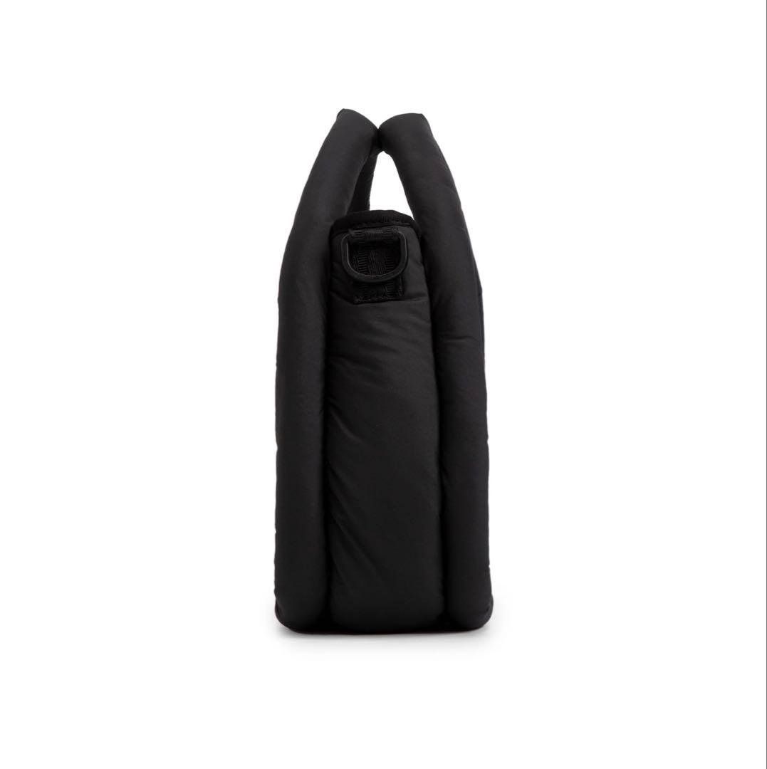 ma【新品】フレイムド パファー ミディ ホーボー　ブラック