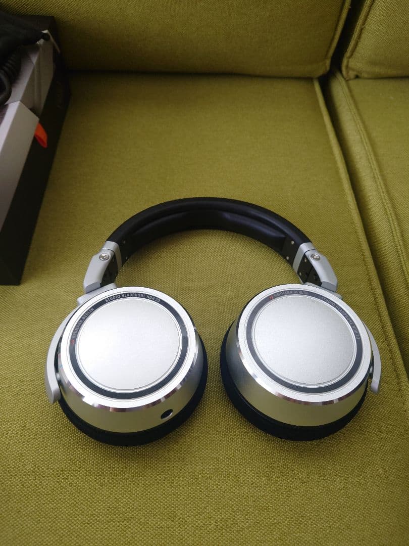 Neumann ノイマン NDH-20 ヘッドフォン