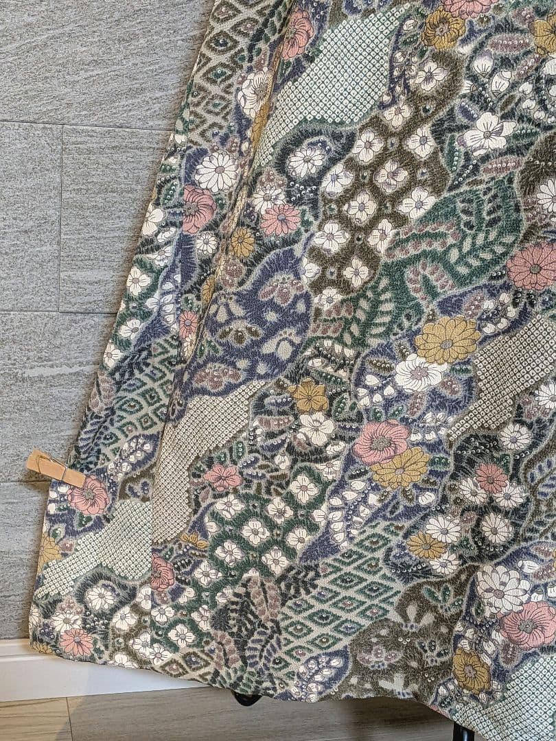 A264着物リメイク辻が花柄Aラインワンピース★リボン・ブローチ