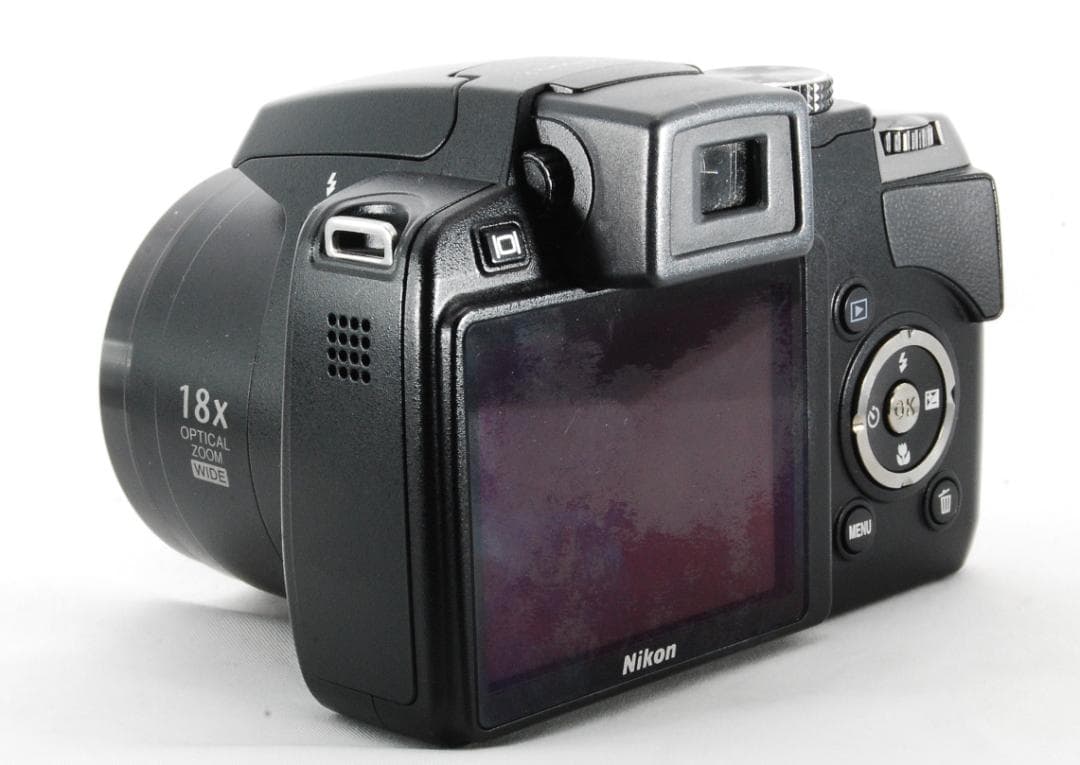 【美品/動作確認済】Nikon CoolPix P80 バッテリー充電器付 27