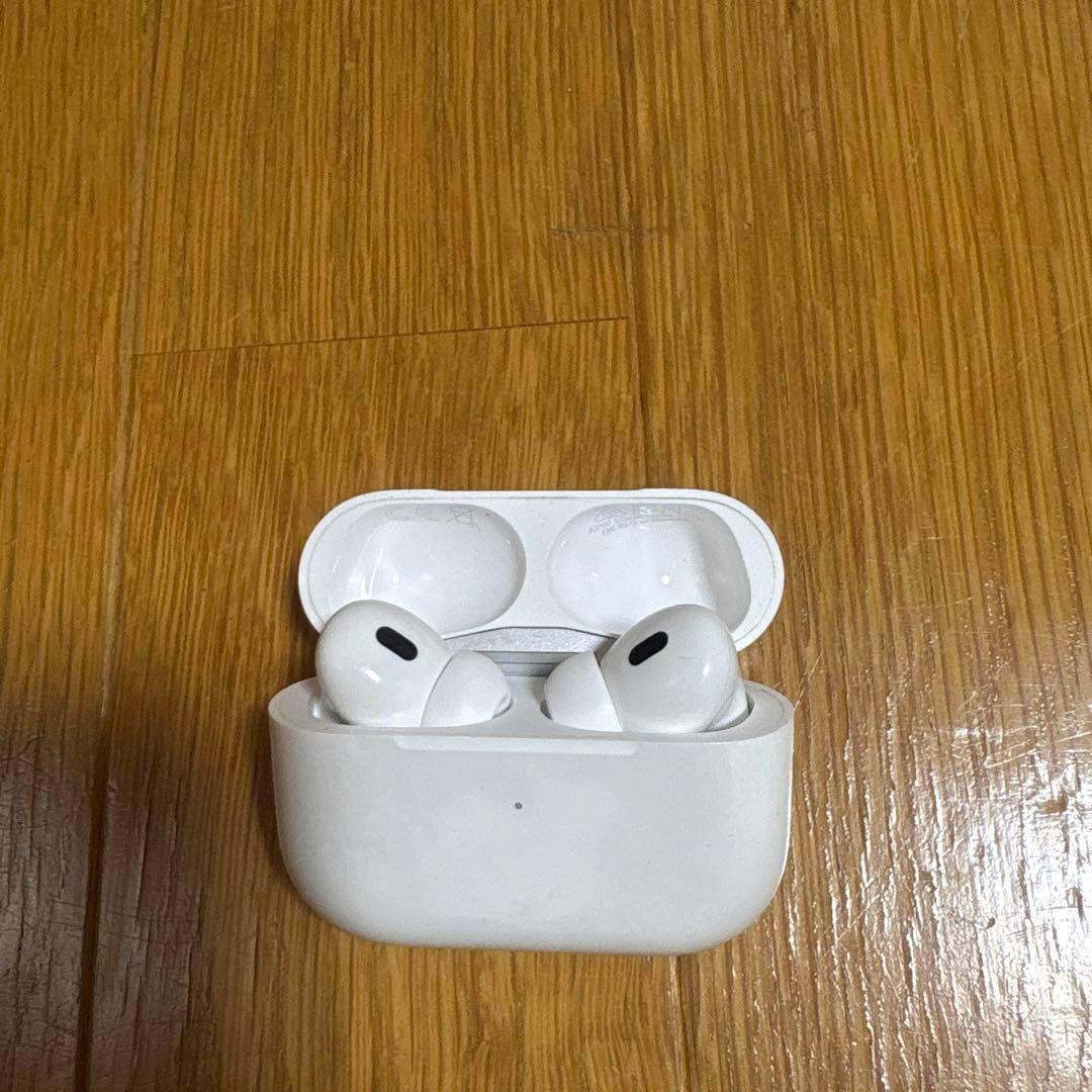 AirPods Pro 2世代 本体 MagSafe充電ケース付き