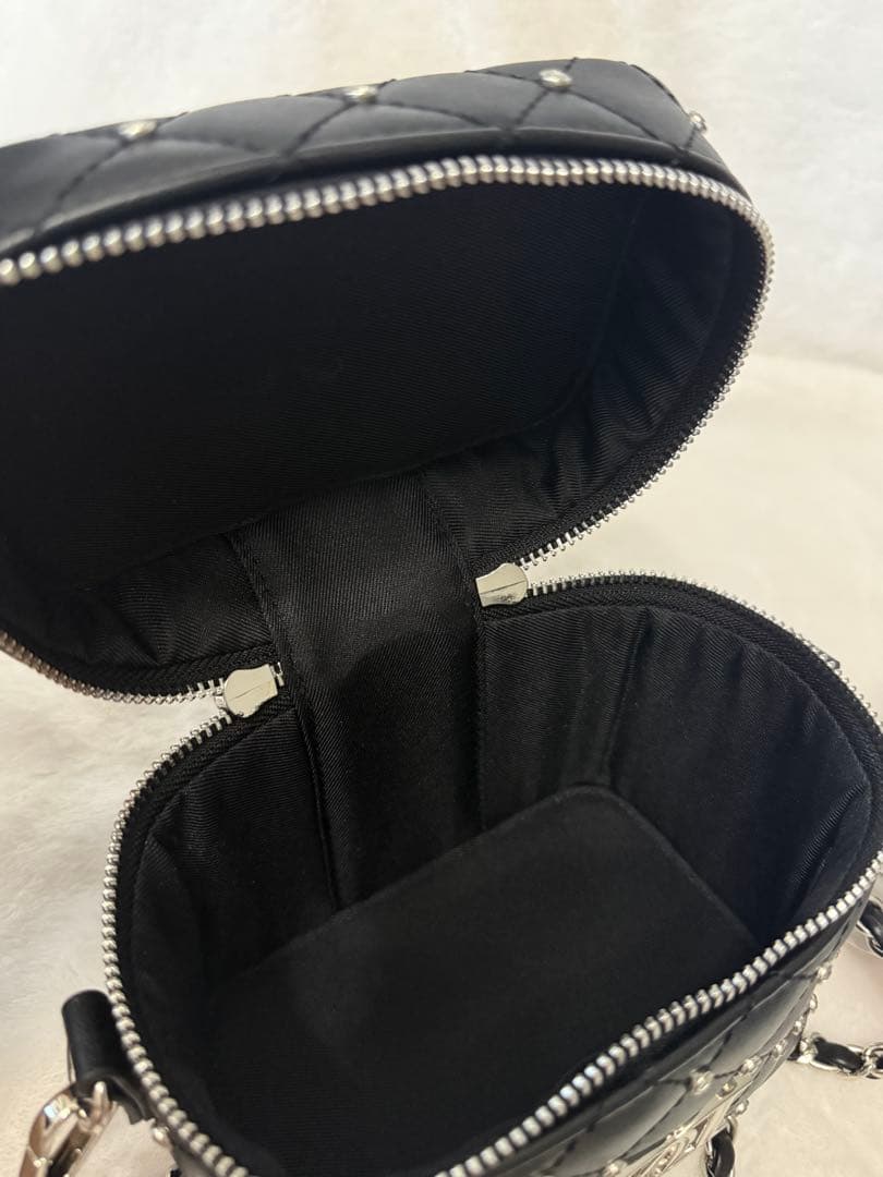 Darich ダーリッチ　キルティングビジュースクエアミニバッグ　ブラック