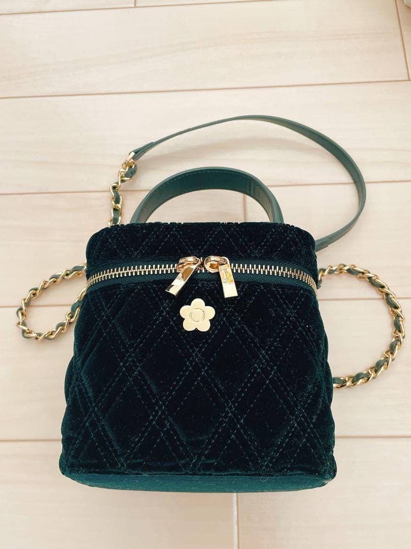 LILY BROWN×MARY QUANT デイジーミニバニティ