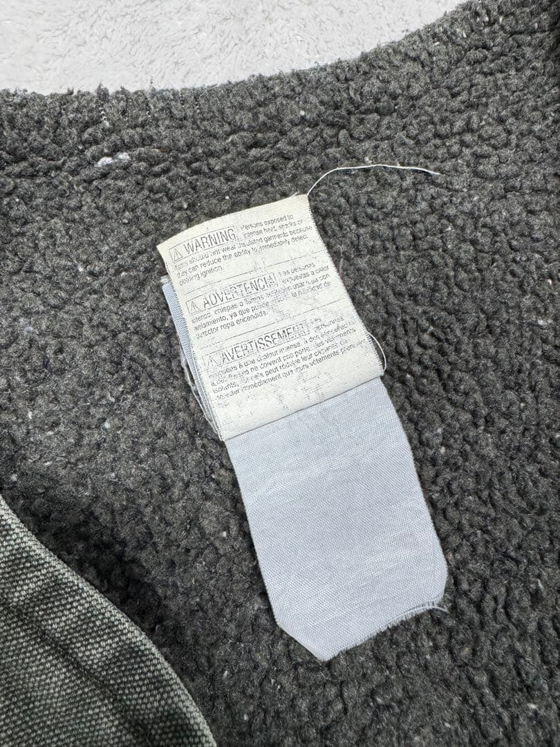 こ*ー様 00s carhartt USA製 ダックベスト モス ボア ペンキ