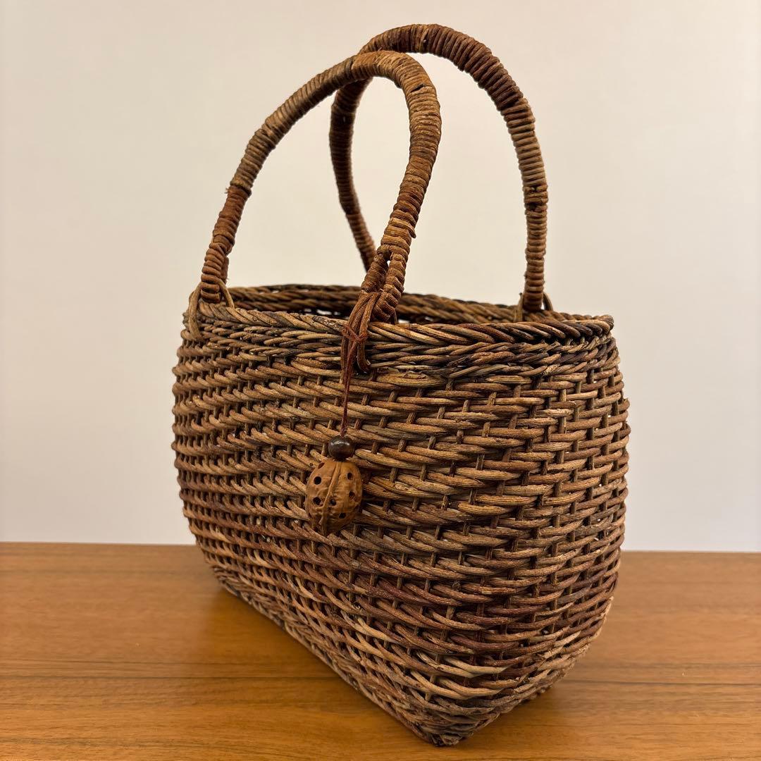 山形産　あけびかご　籠　かご　バスケット　カゴ　あけび蔓　バッグ　国産　花火