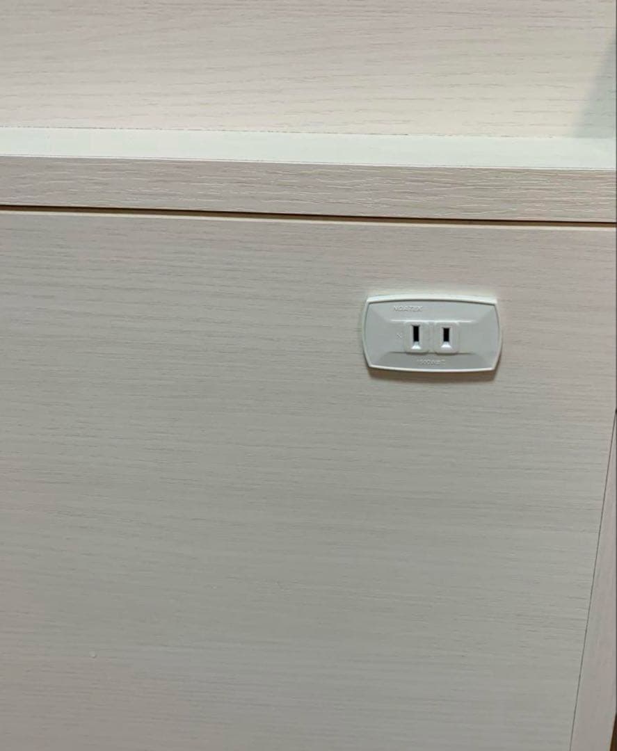 ニトリ　シングルサイズ　ベッドフレーム　大容量収納　コンセント　指定地域送料無料