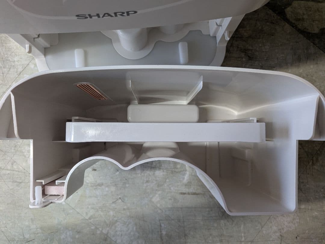 SHARPプラズマクラスター除湿機 衣類乾燥機 CV-E71　中古