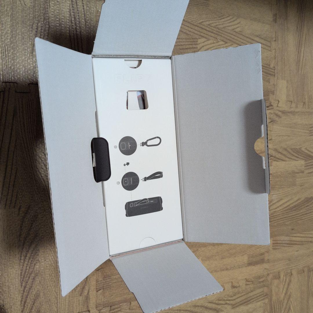 ゆ*や様 小*野様 JBLFlip7本体