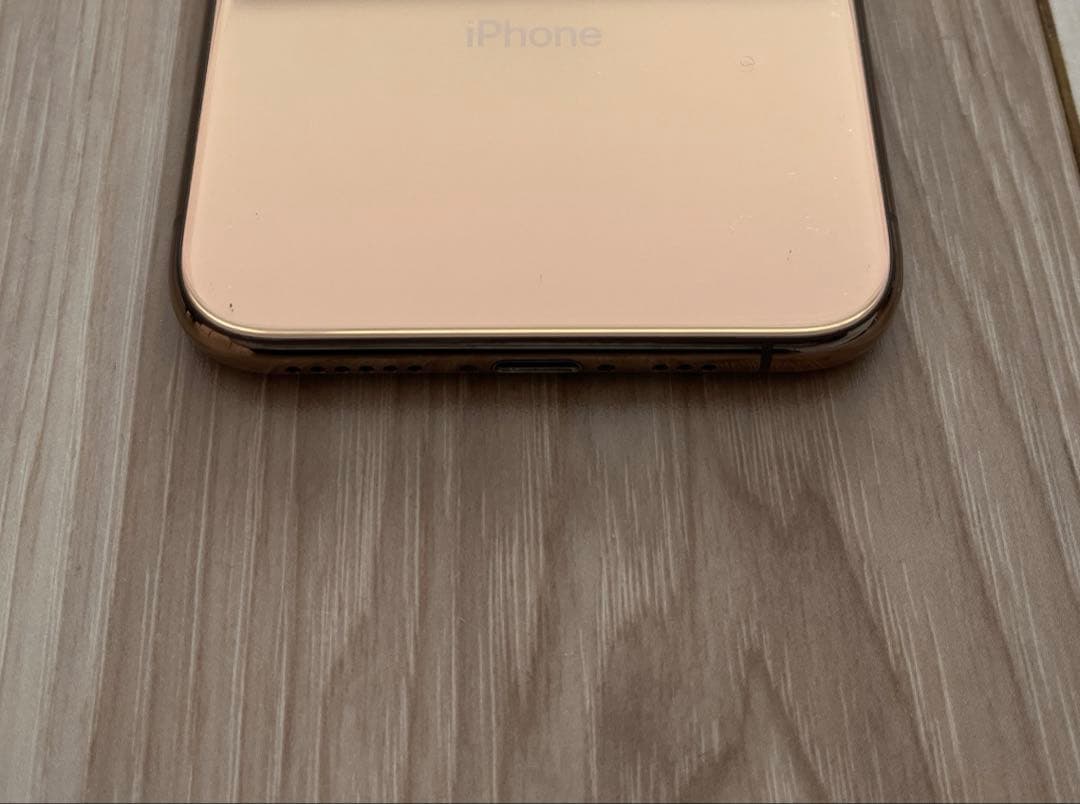 美品iPhoneXS 64GB GOLD ゴールドSIMフリーおまけ付き