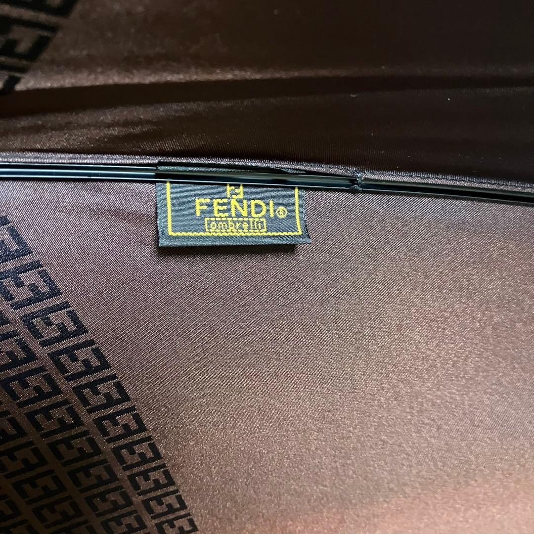 FENDI 長傘　ズッカ柄　ネイビー　ウッドハンドル　ムーンバット