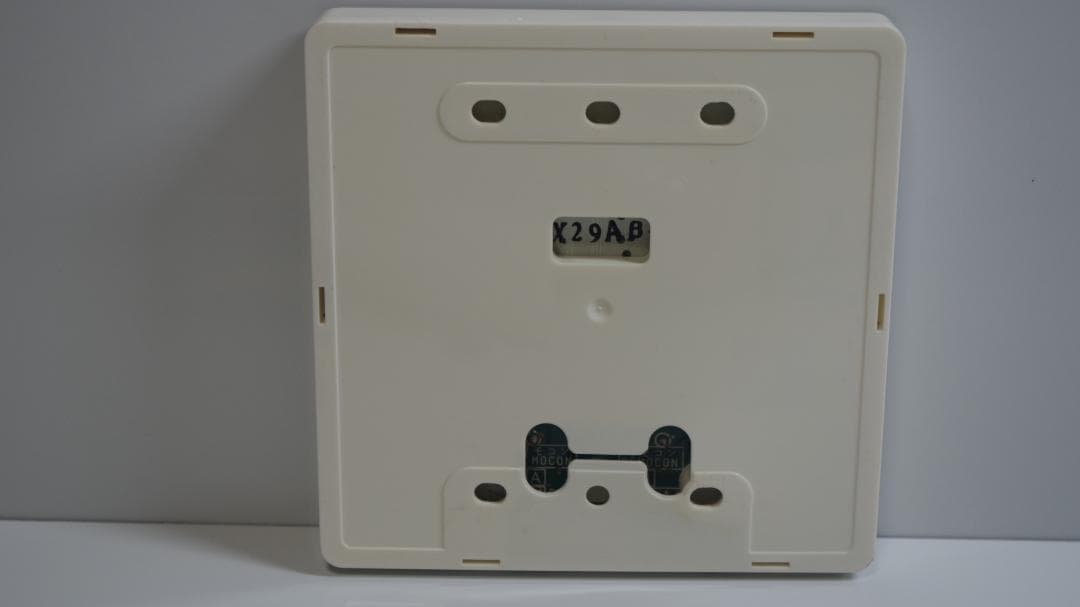 A3771 HITACHI★エアコンリモコン★ PC-ARF1