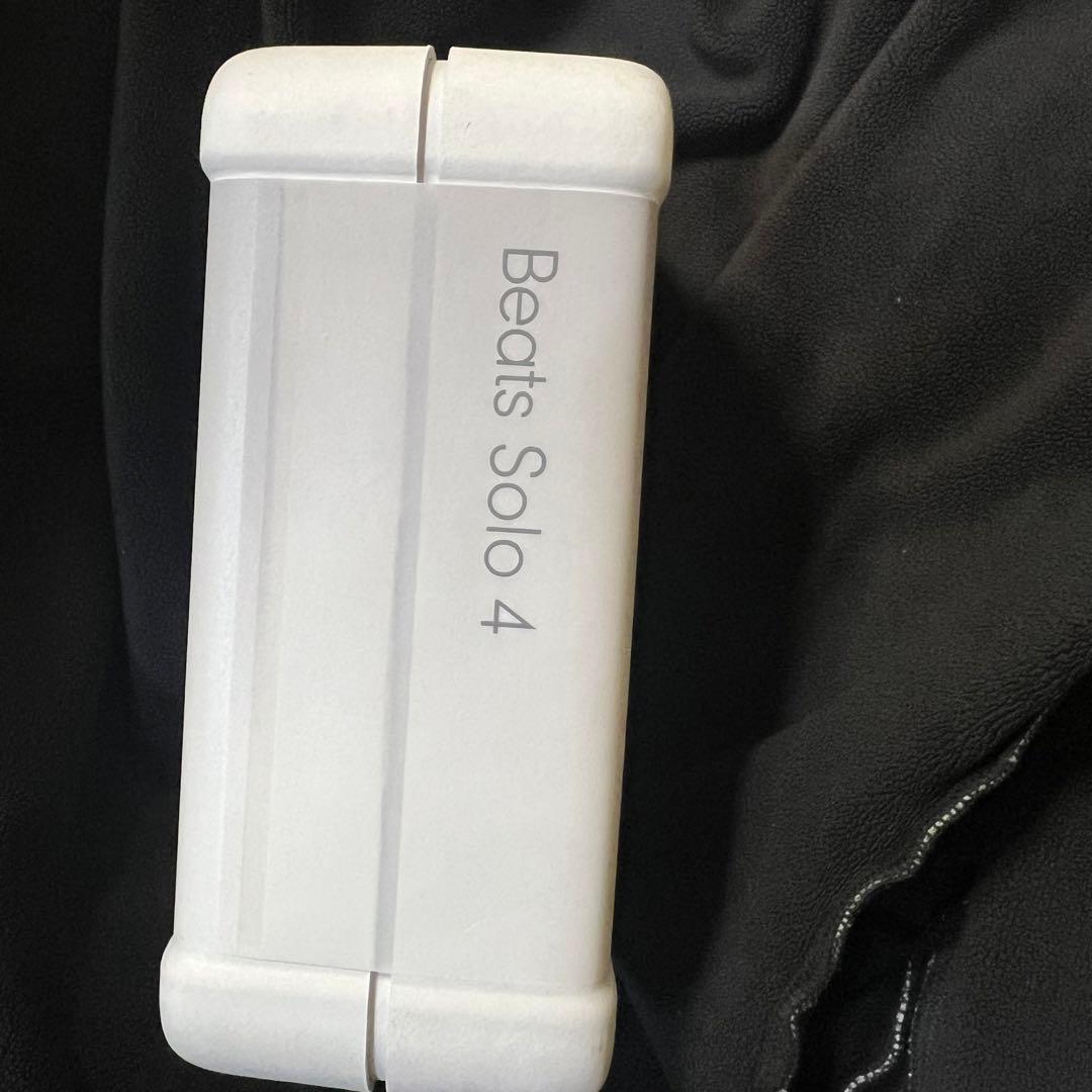 【新品未開封】Beats Solo 4 ワイヤレスヘッドホン　ビーツ
