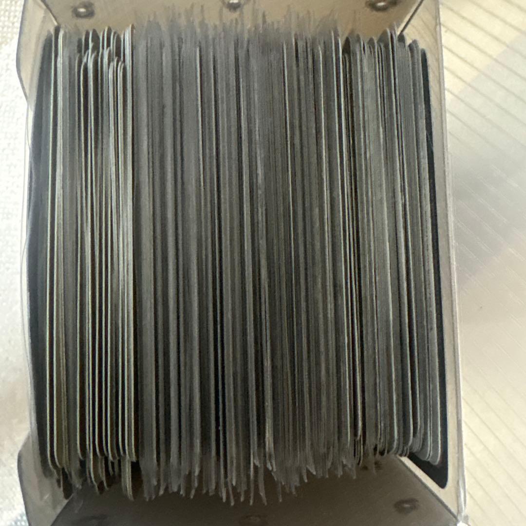 昔の宝物のポケモンカード レアカードもスリーブに入れてますが、汚れあり