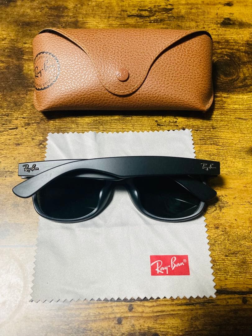 Ray-Ban レイバン New Wayfarer サングラス