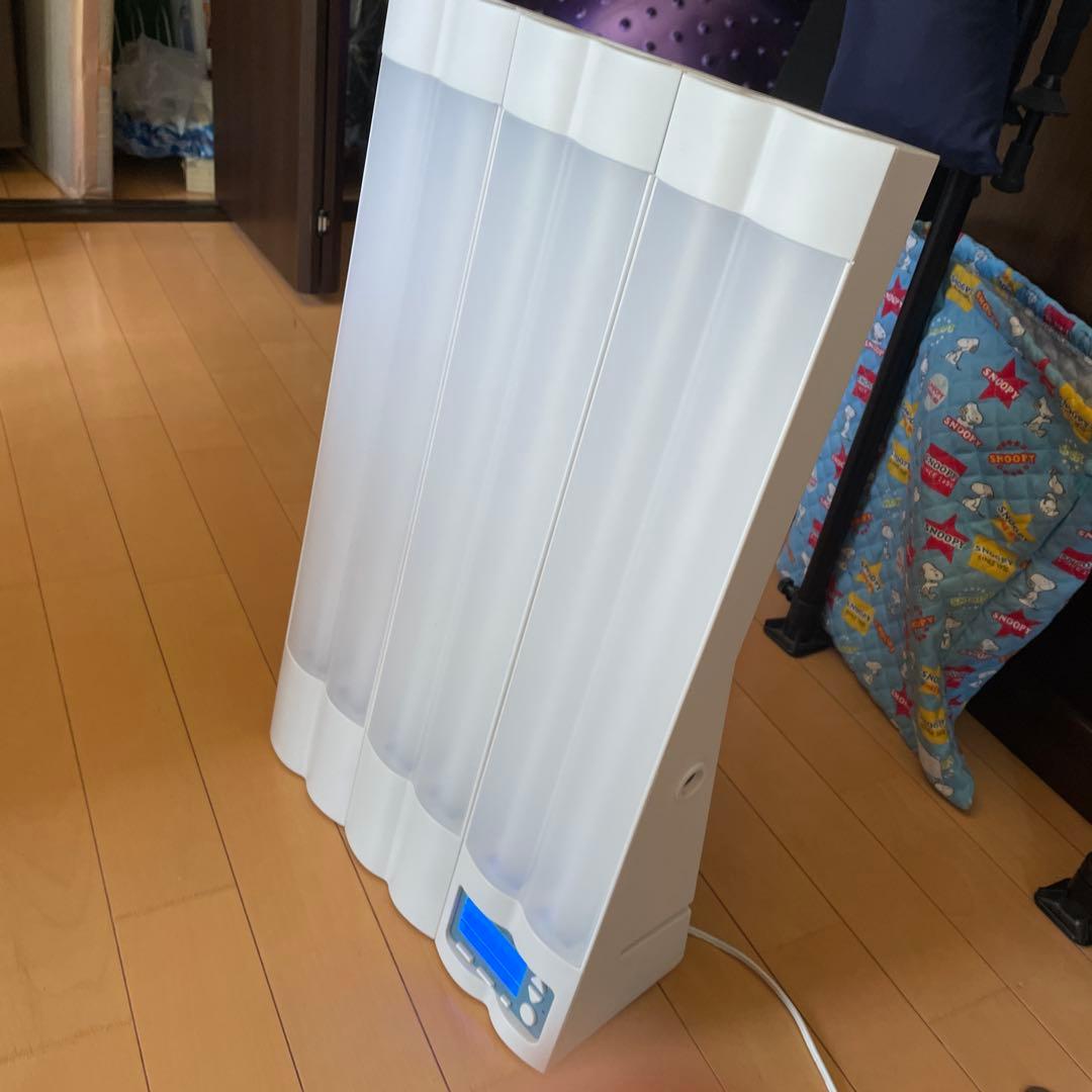 高照度光療法　ブライトライトME　(中古品)