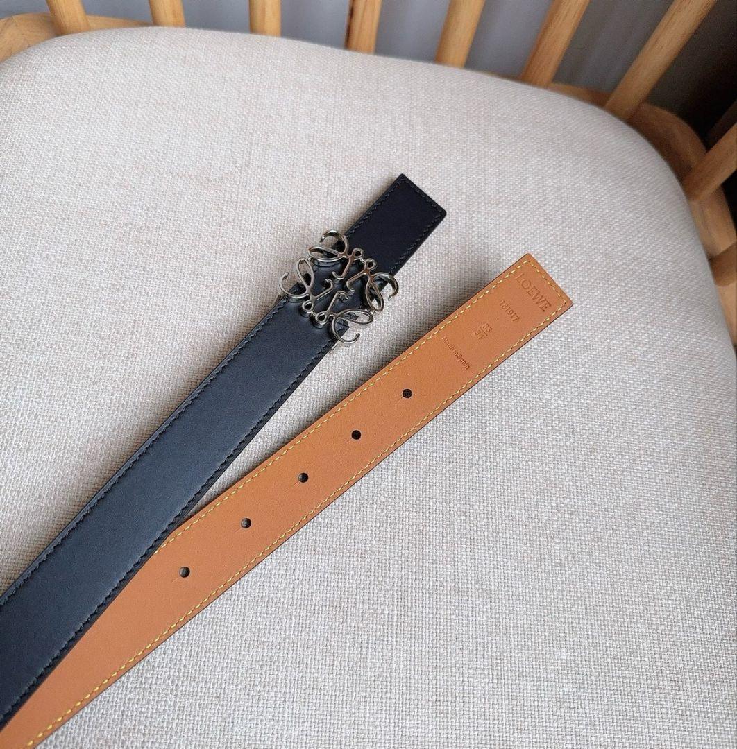 LOEWE アナグラム レザーベルト ブラック シルバー金具