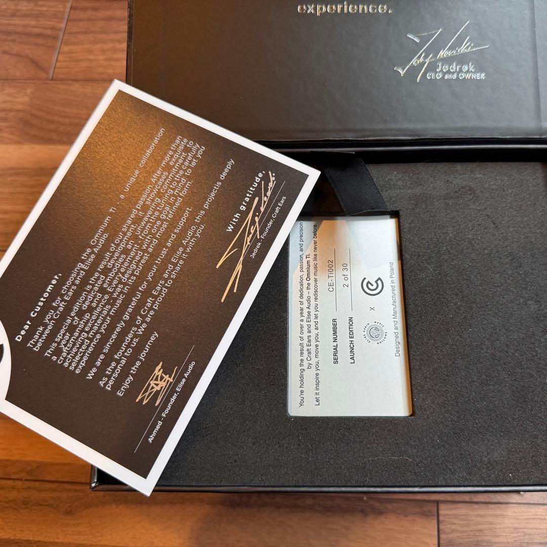 イヤホン Craft Ears Omnium TI Launch Edition