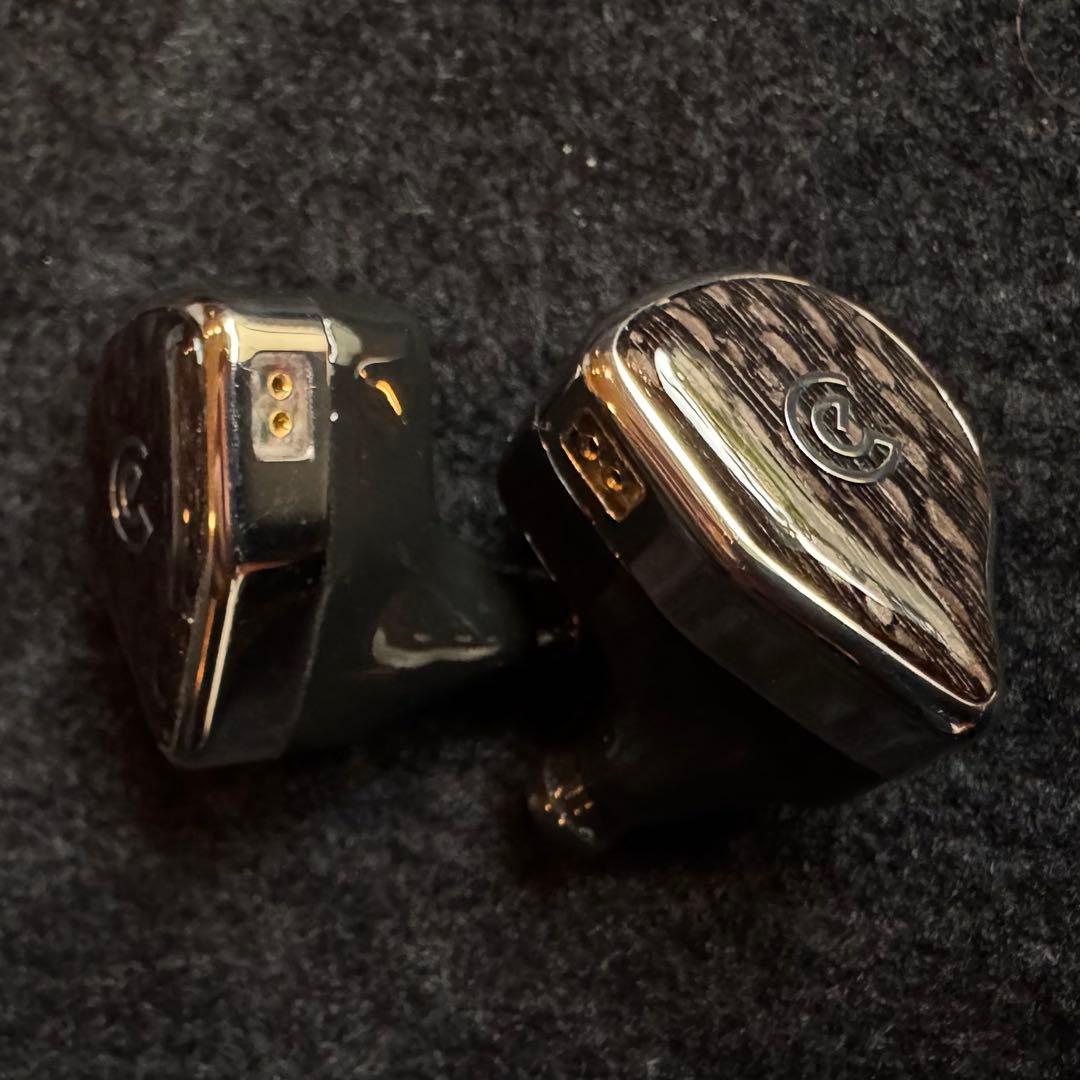 イヤホン Craft Ears Omnium TI Launch Edition