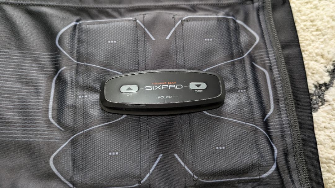 シックスパッド パワースーツライト アブズ（M）