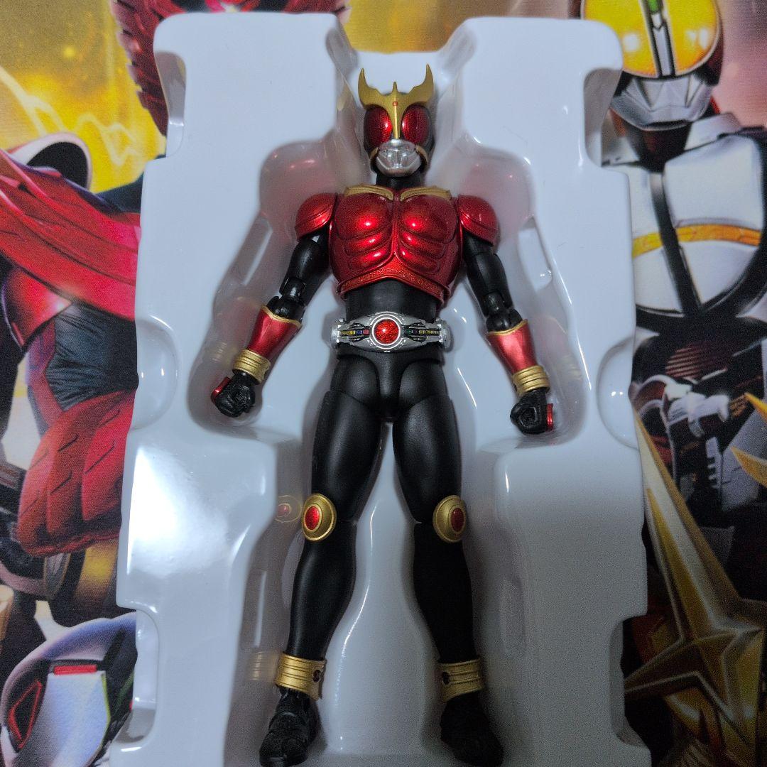 真骨彫　仮面ライダークウガ　ディケイド版