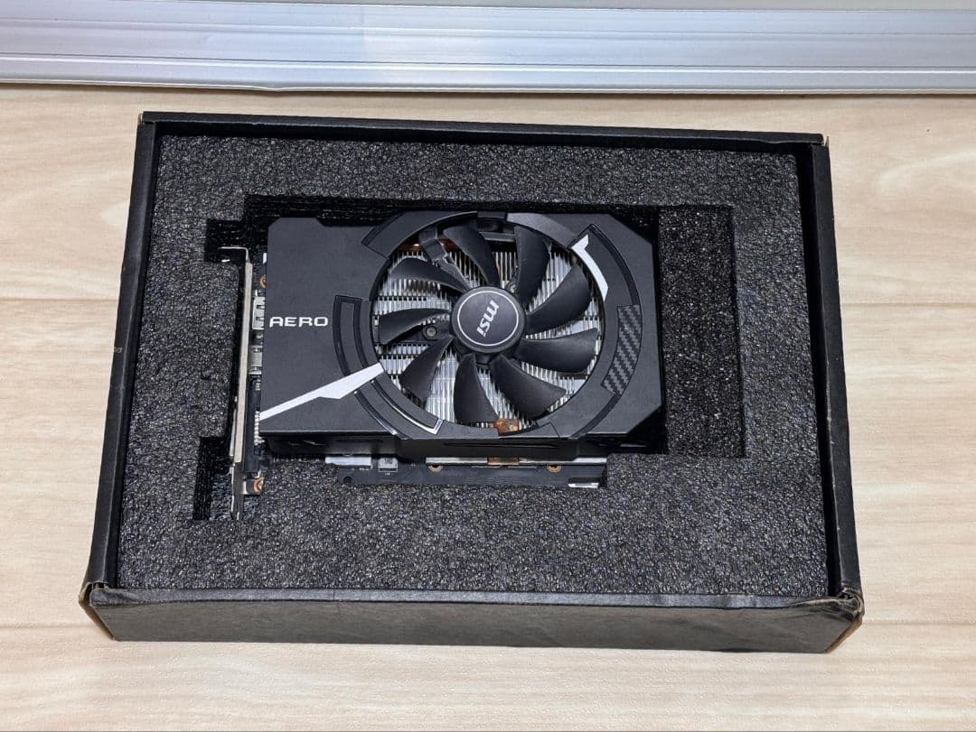 MSI AERO GeForce GTX 1660 Ti グラフィックボード