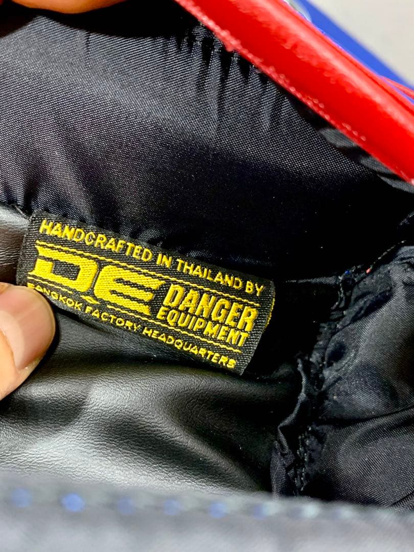 新品 未使用 グローブ danger ボクシング キックボクシング ミット打ちに