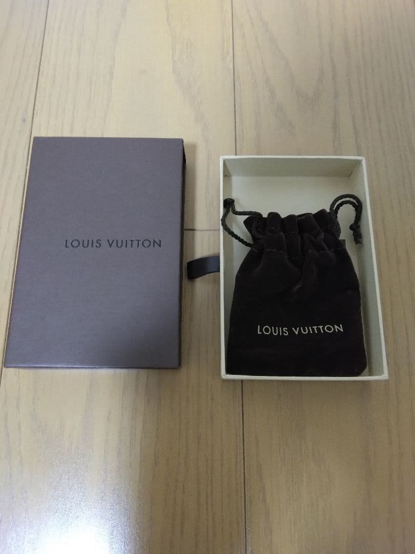 ☺*︎様 ※専用箱付き※Louis Vuitton ネクタイピン ブラック