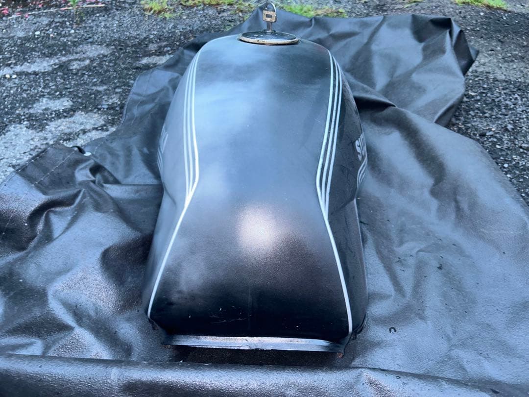 GSX250E ゴキ　ガソリンタンク　燃料タンク　キャップ　鍵付き　黒